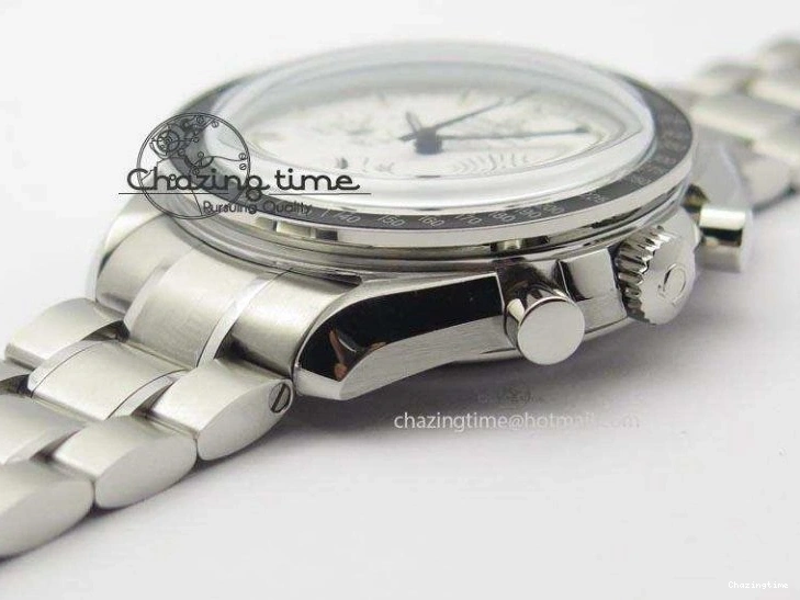 0429 Efficient Speedmaster JHF SS Snoopy Award 45th Anniversary White dial On SS Bracelet 8239